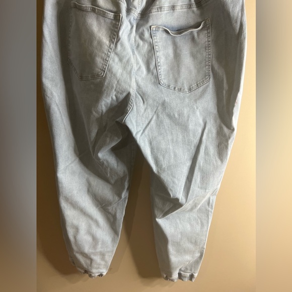 Lane Bryant size 22 flex magic waistband mid rise boyfriend jogger - Picture 13 of 16